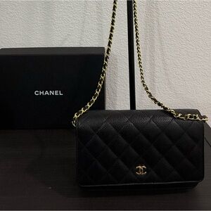 Chanel Wallet on a Chain WOC Quilted Caviar Black Leather Gold Hardware EUC